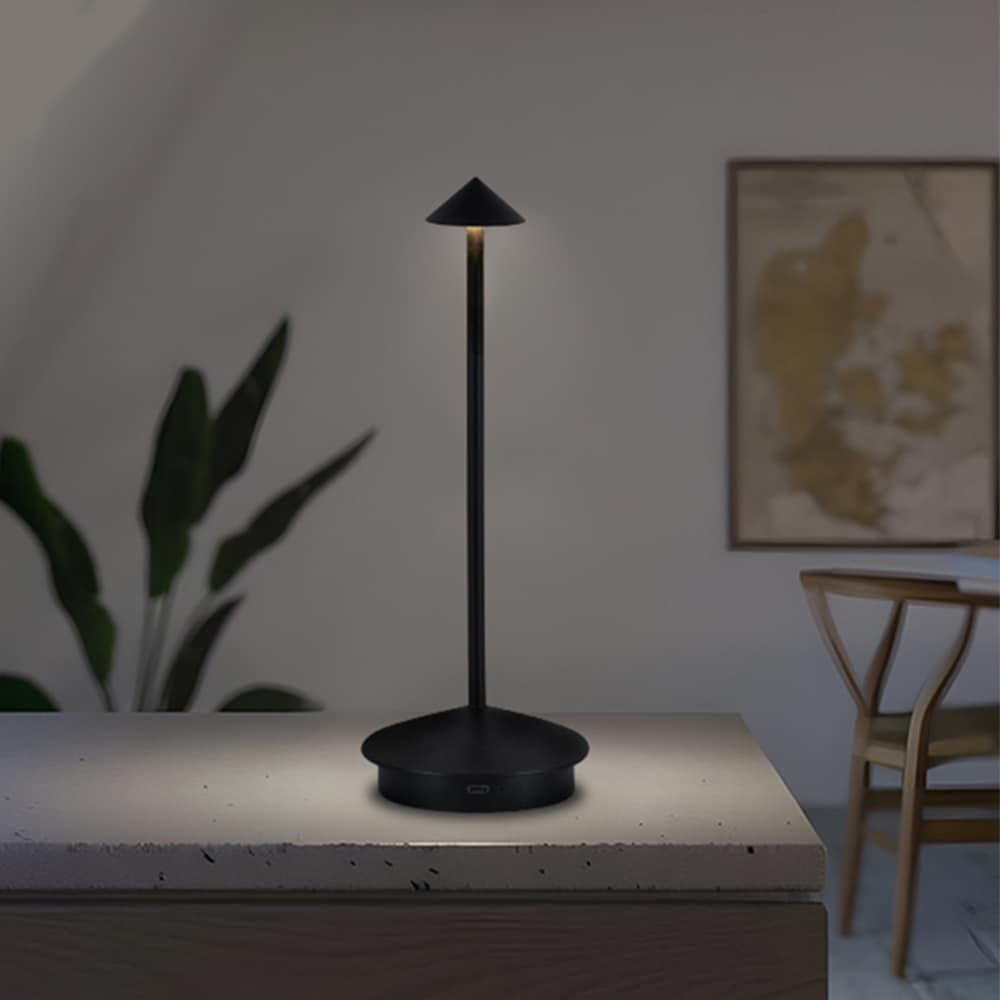 Svart bordslampa med 3 ljusstyrkor och touch-kontroll