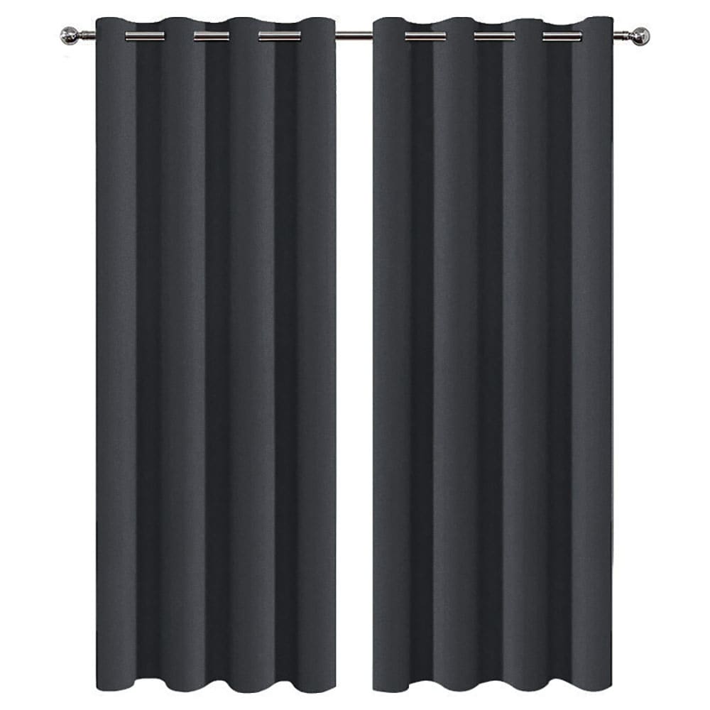 Set med mörkläggningsgardiner i polyester, grå, 132x241 cm